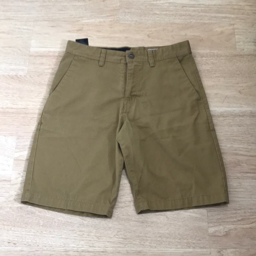 Men’s Volcom shorts